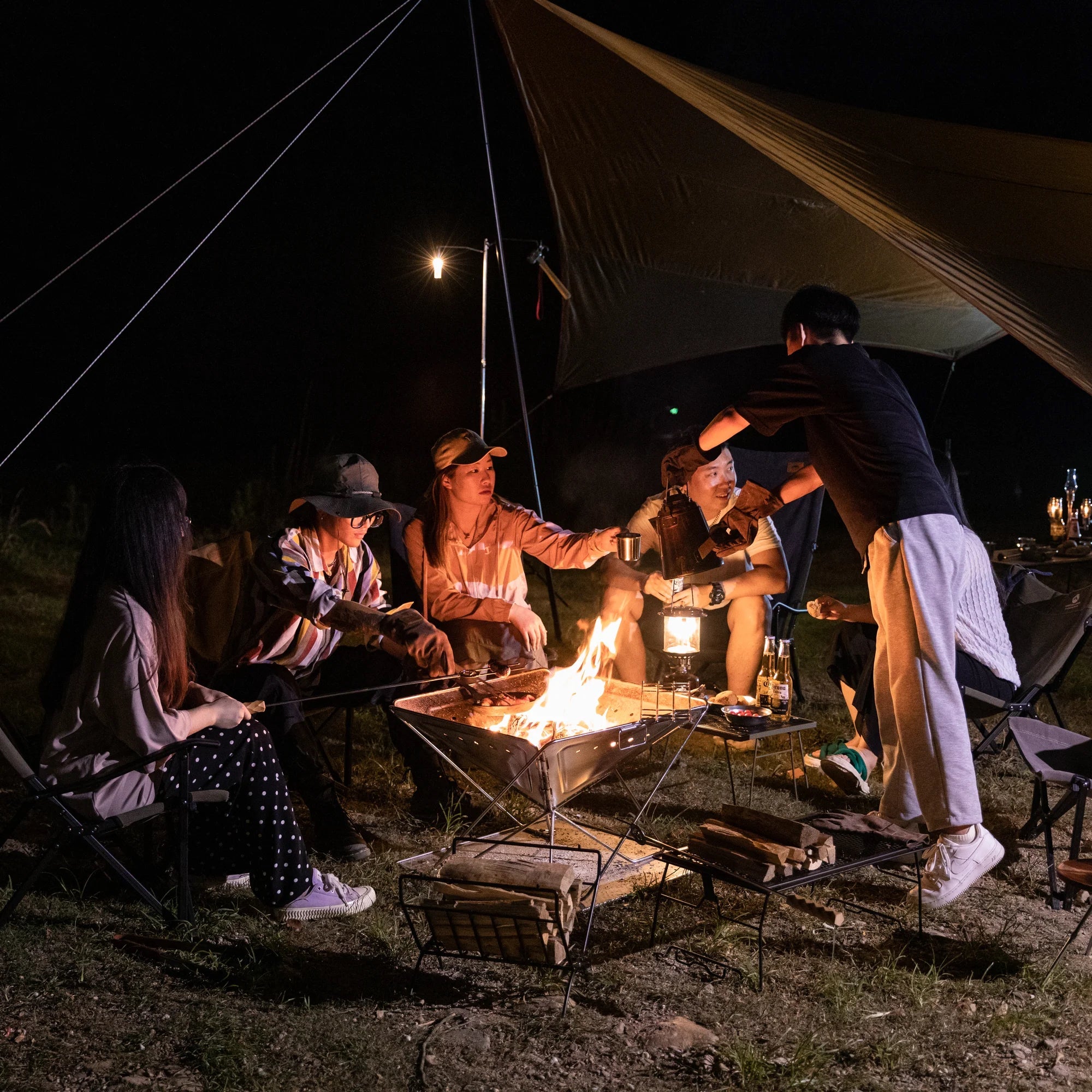 Camping Moon