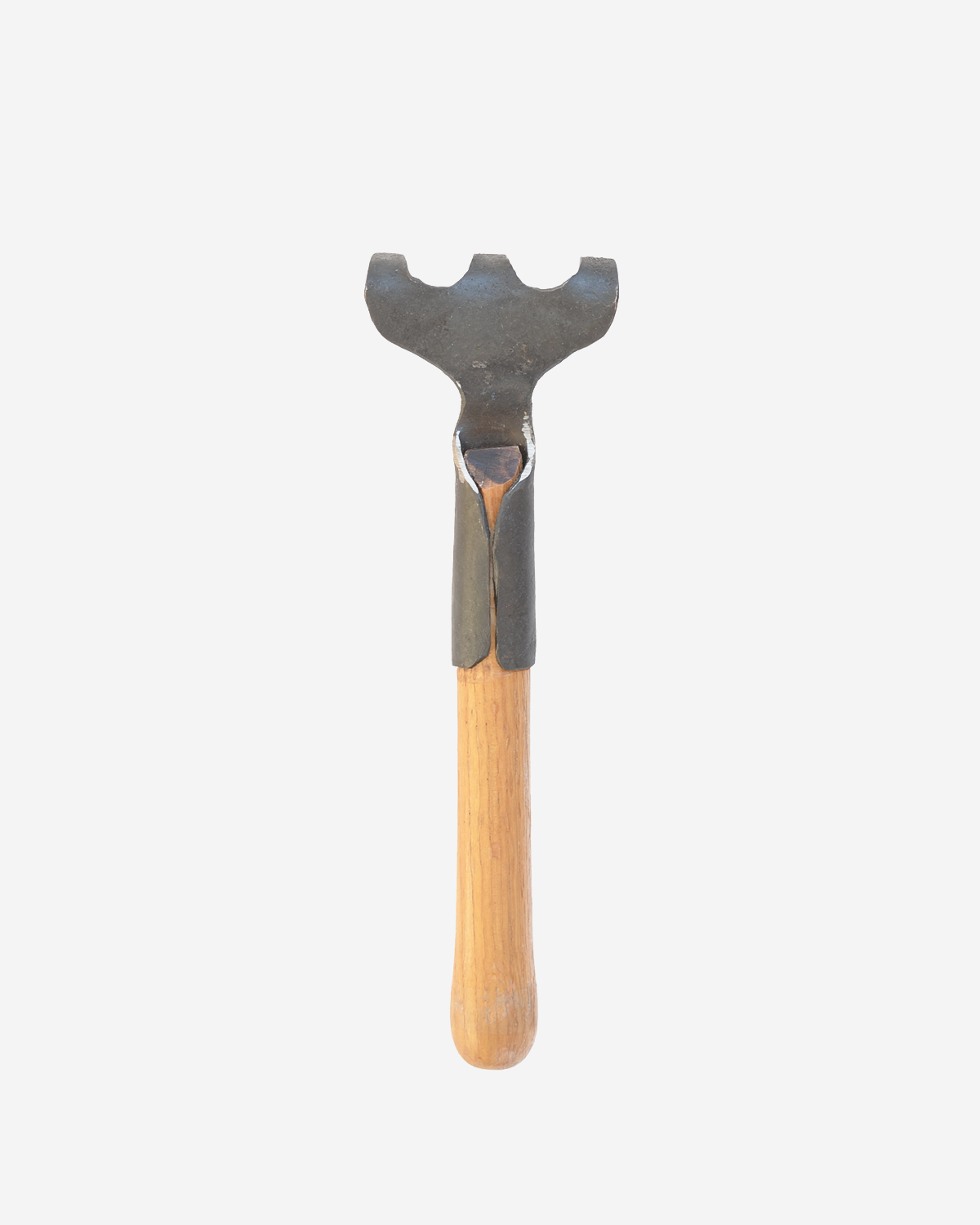 Mater Shin's Anvil #70 Hand Cultivator 3-Tine