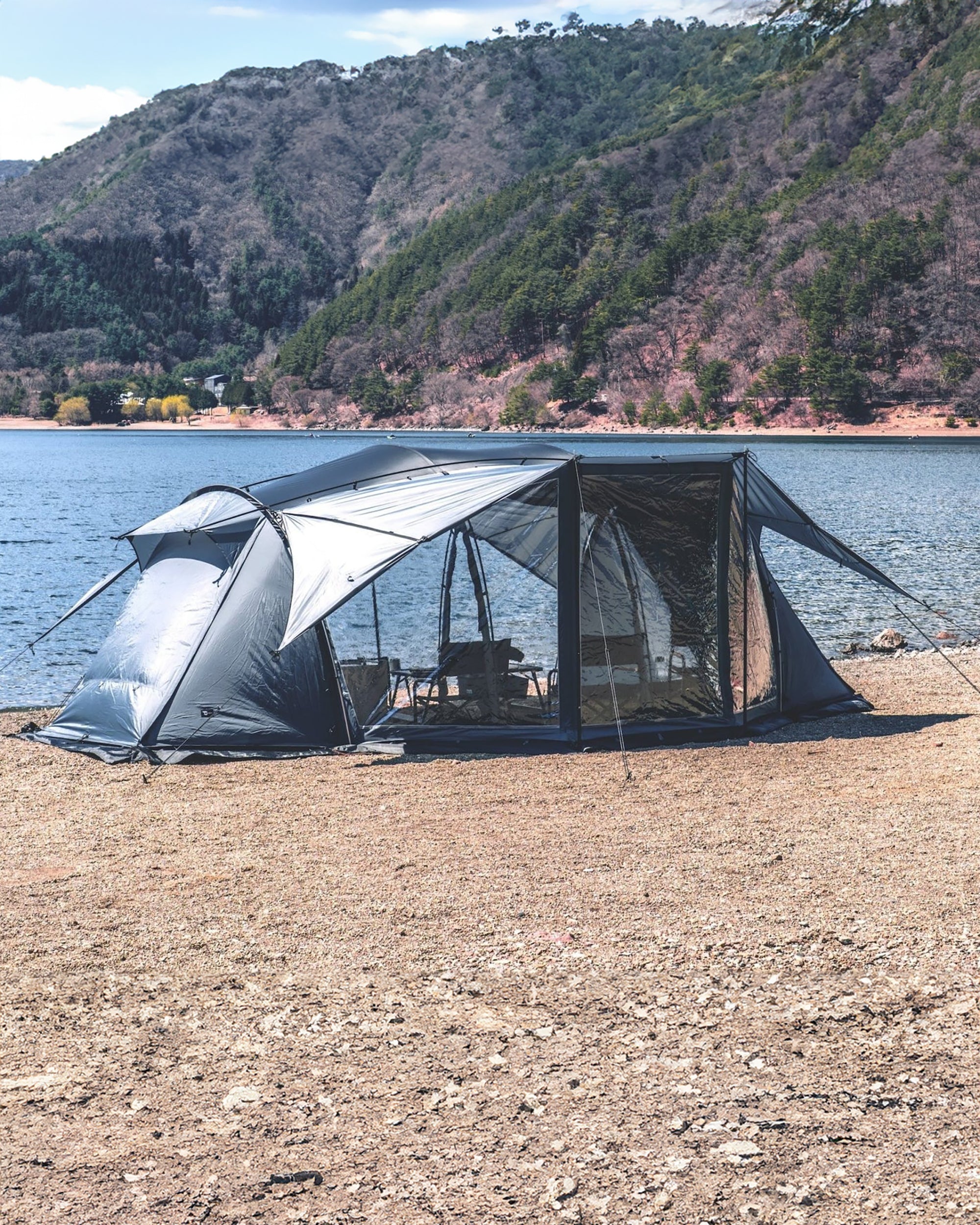 TOKYO CRAFTS WINGFORT Four Person 2-Room Tent Shelter – Kōrogi