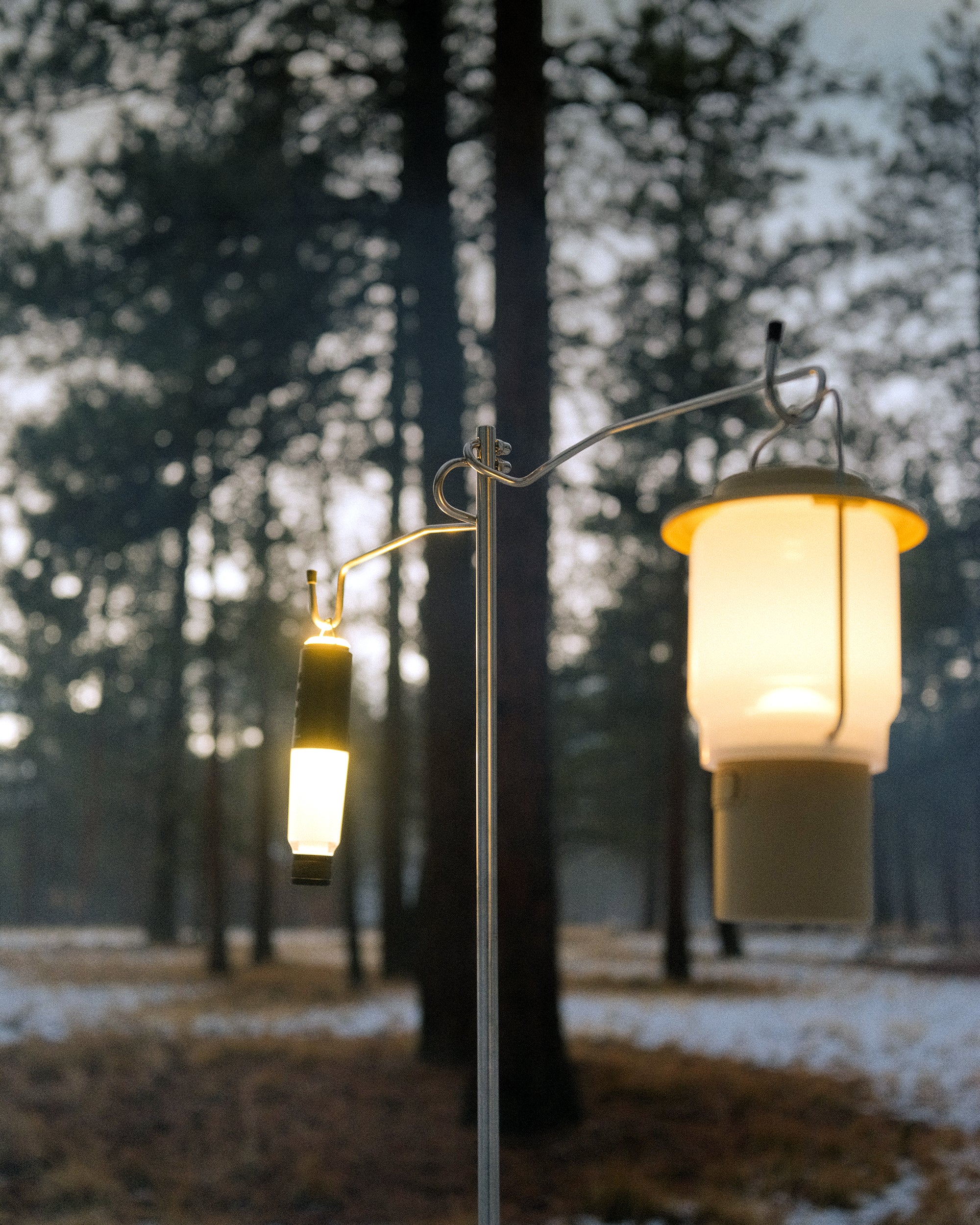 Double Head Tripod Stainless Steel Lantern Post – Kōrogi