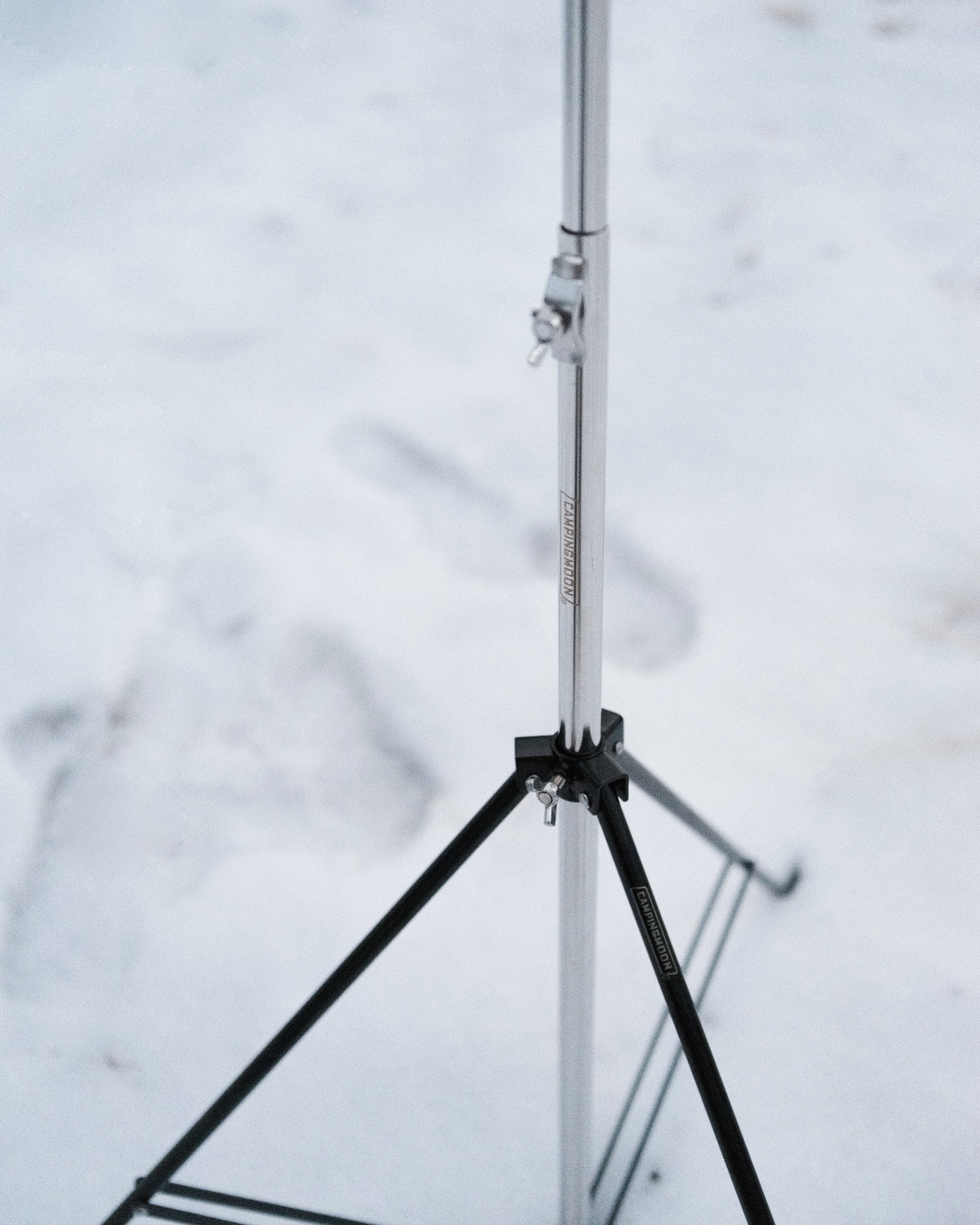 Double Head Tripod Stainless Steel Lantern Post – Kōrogi