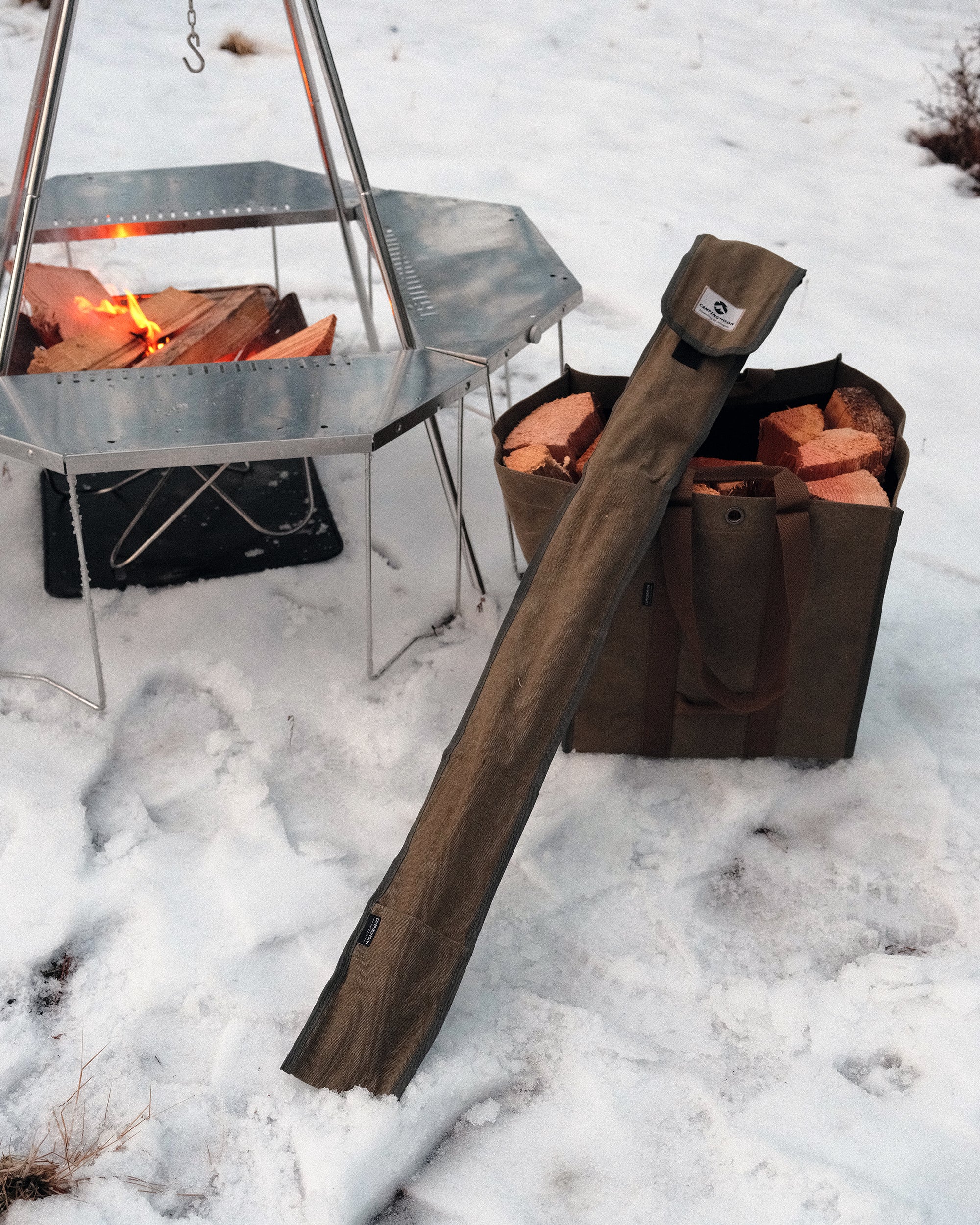 Double Head Tripod Stainless Steel Lantern Post – Kōrogi