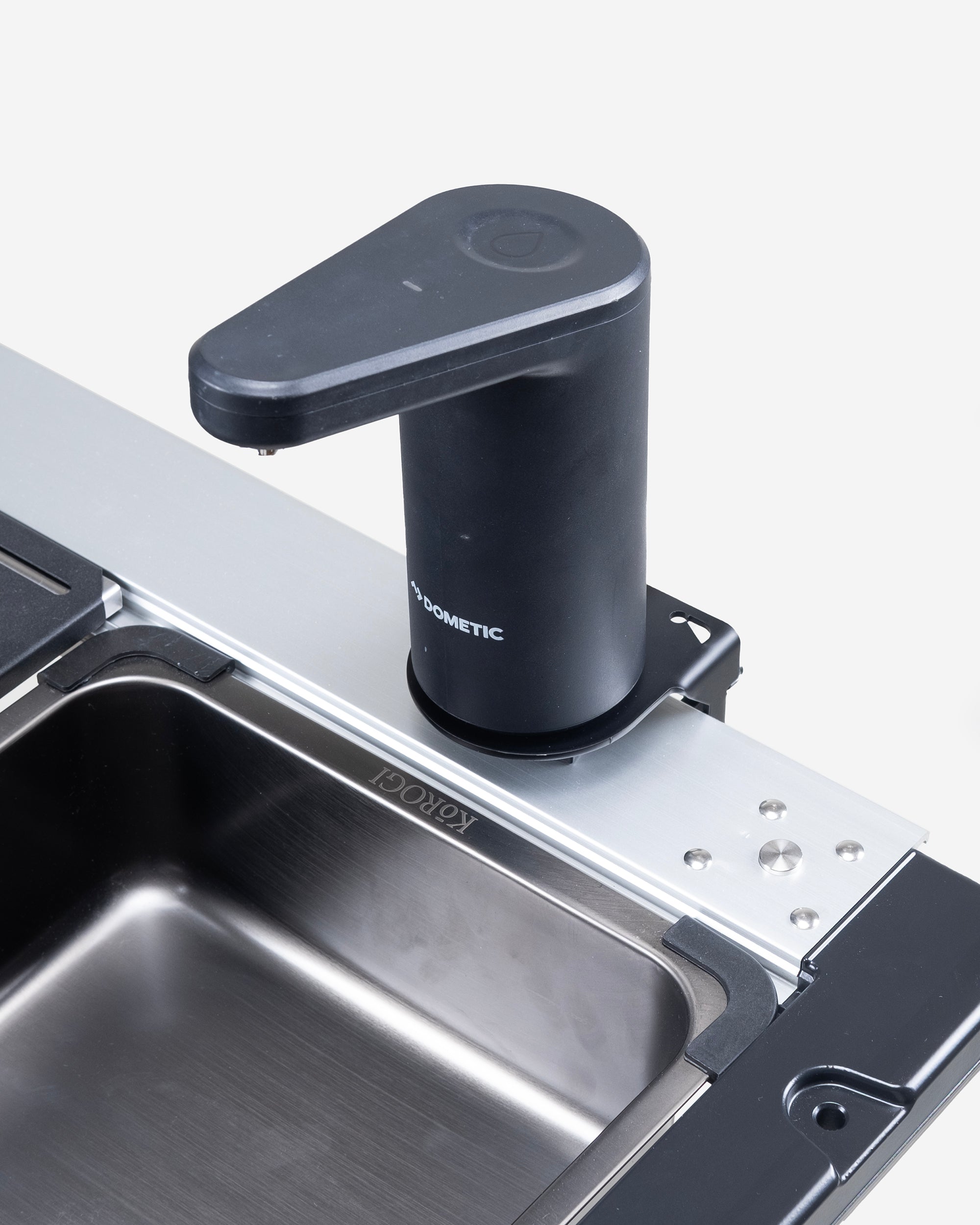 Faucet Connection Mount for IGT