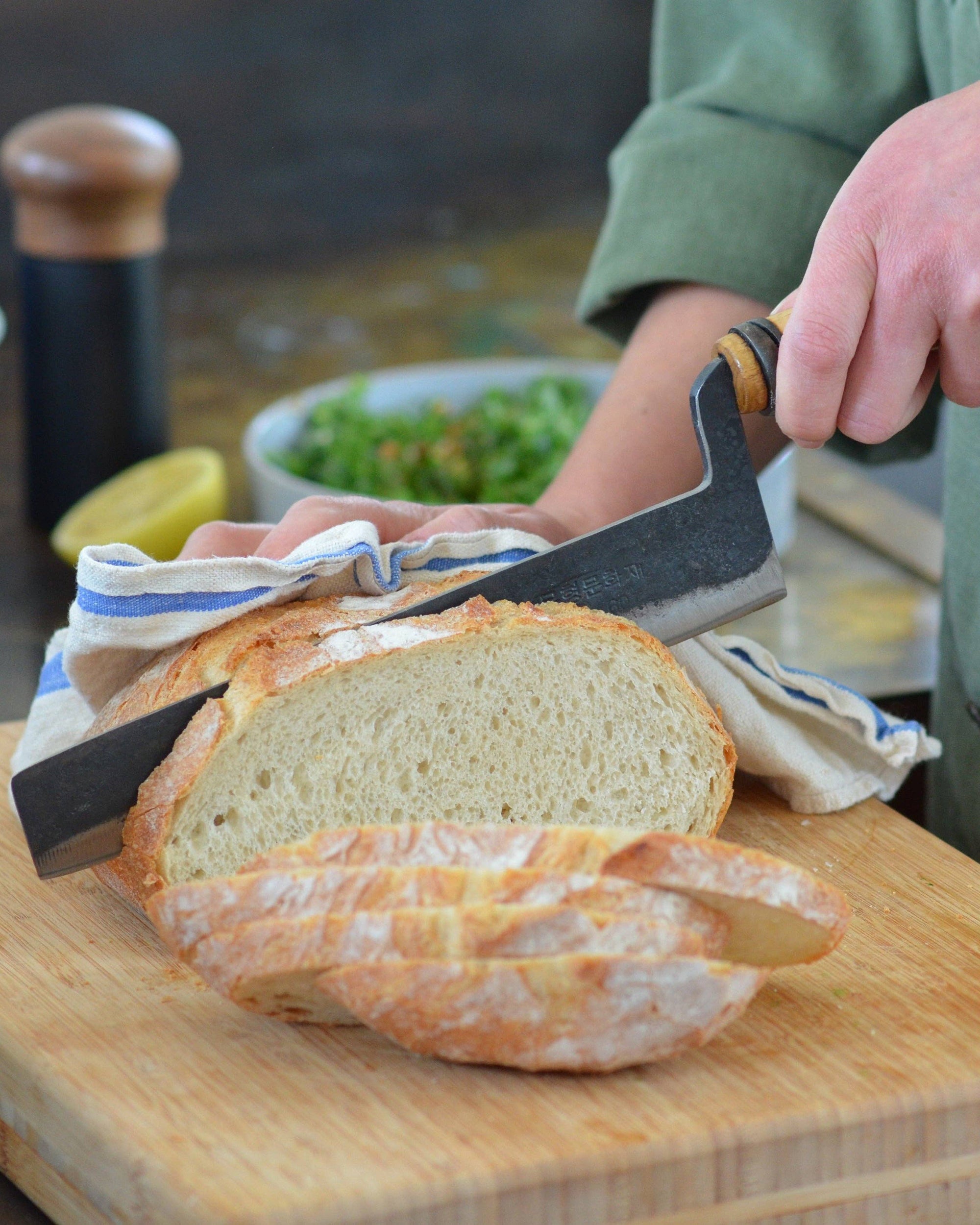 #57 Bread Knife