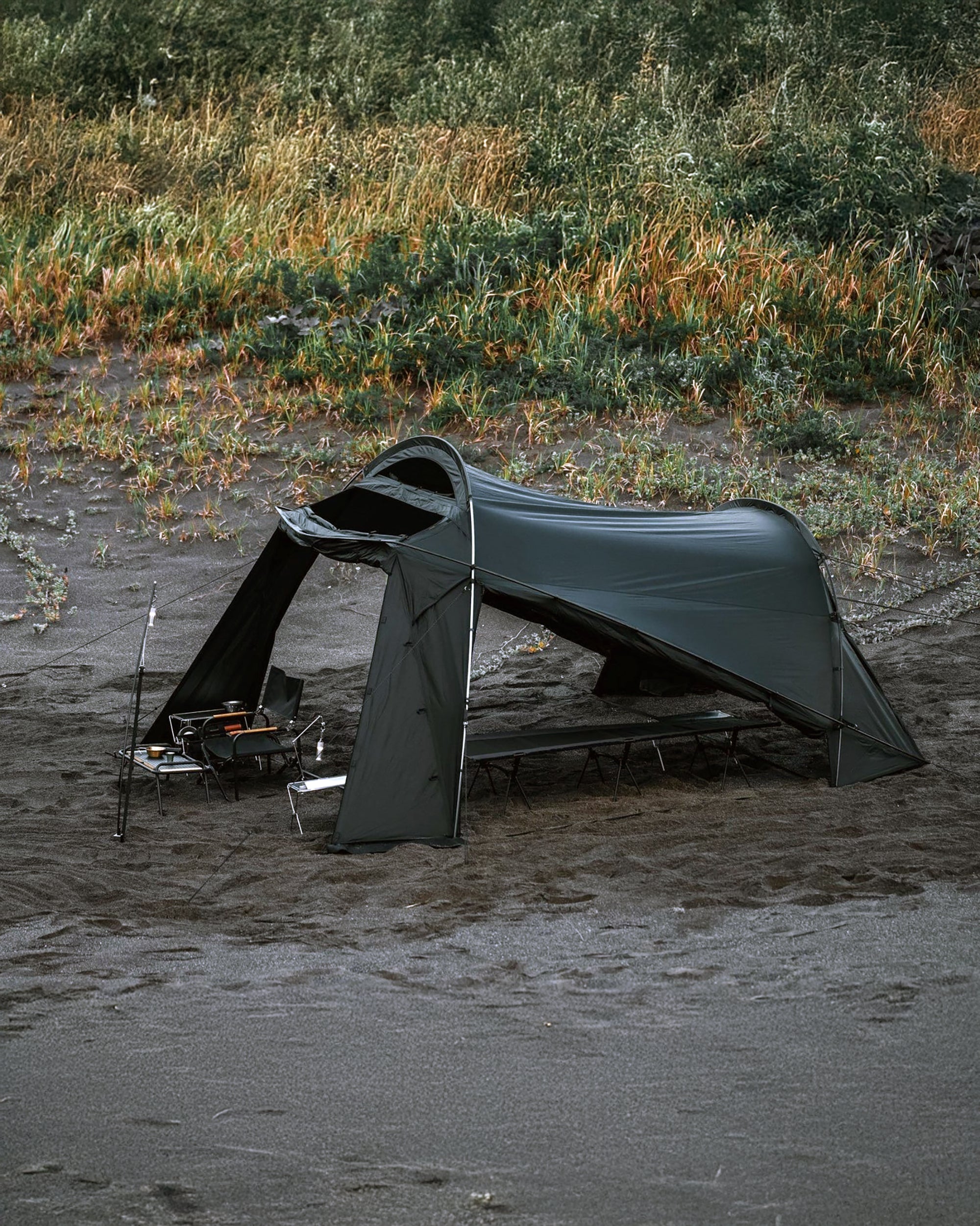 TOKYO CRAFTS TENBI Two Person Shelter (Black)